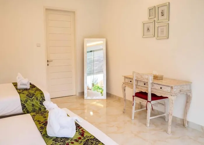 Villa Fantastic 3 Bed Villa, Walk To Beach, Sunny Pool *