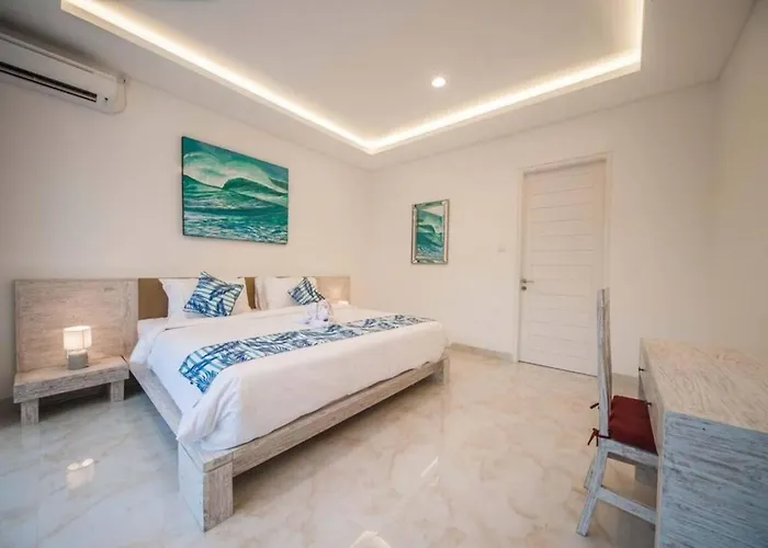 Fantastic 3 Bed Villa, Walk To Beach, Sunny Pool Villa