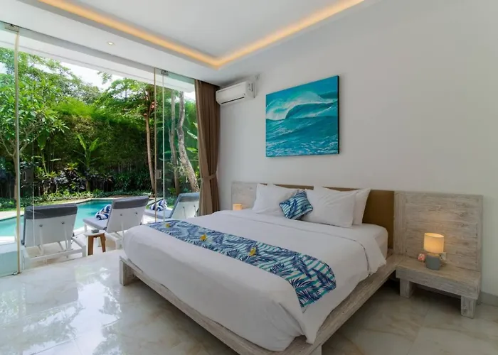 Villa Fantastic 3 Bed Villa, Walk To Beach, Sunny Pool Seminyak