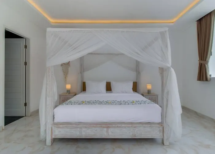 Villa Fantastic 3 Bed Villa, Walk To Beach, Sunny Pool *