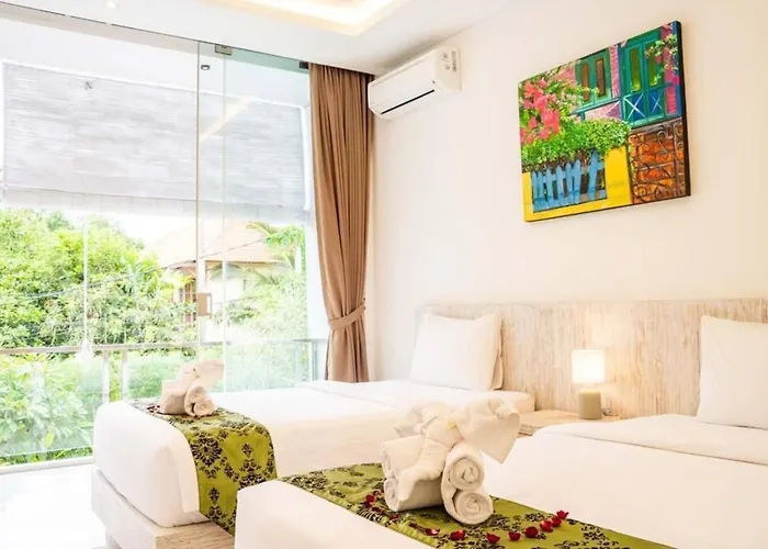 Villa Fantastic 3 Bed Villa, Walk To Beach, Sunny Pool *