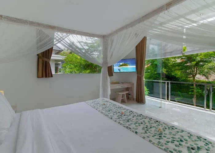 Villa Fantastic 3 Bed Villa, Walk To Beach, Sunny Pool Seminyak